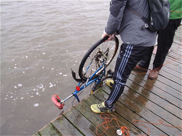 Bike caught during magnet fishing